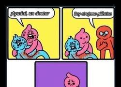 Enlace a Ayudando en lo que puede