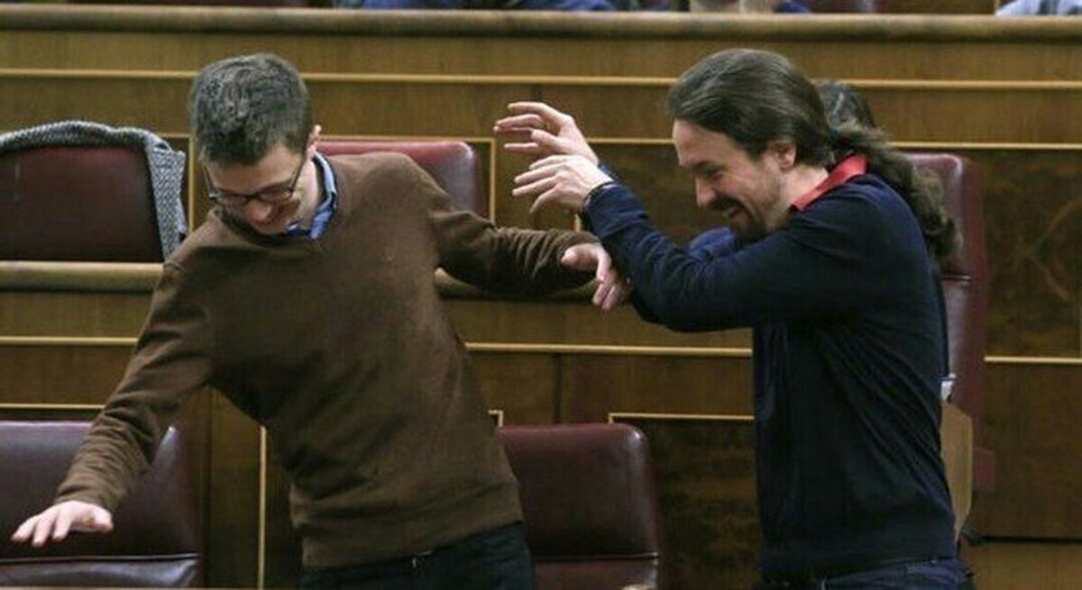 Harry Potter siendo atacado por un dementor