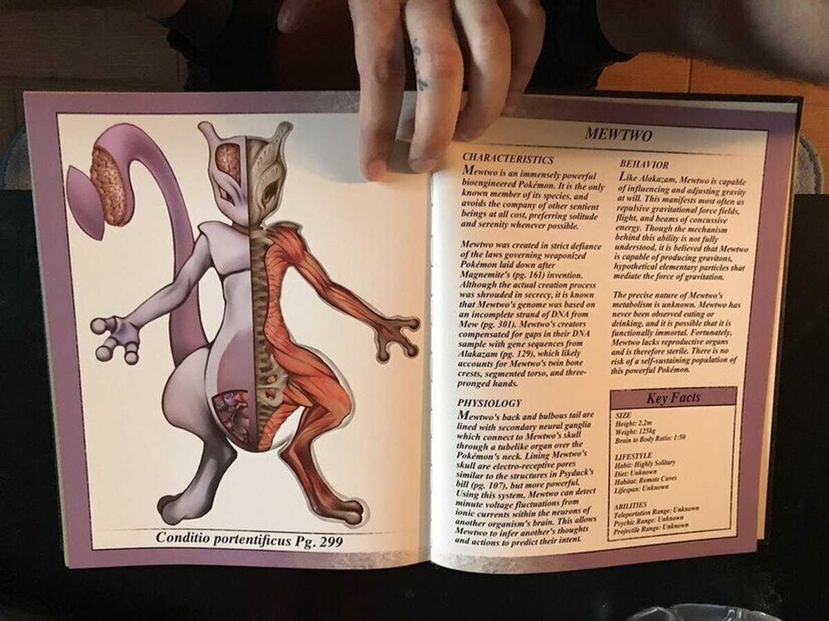 Puede que no lo sepas pero Mewtwo tiene un cerebro en su cola