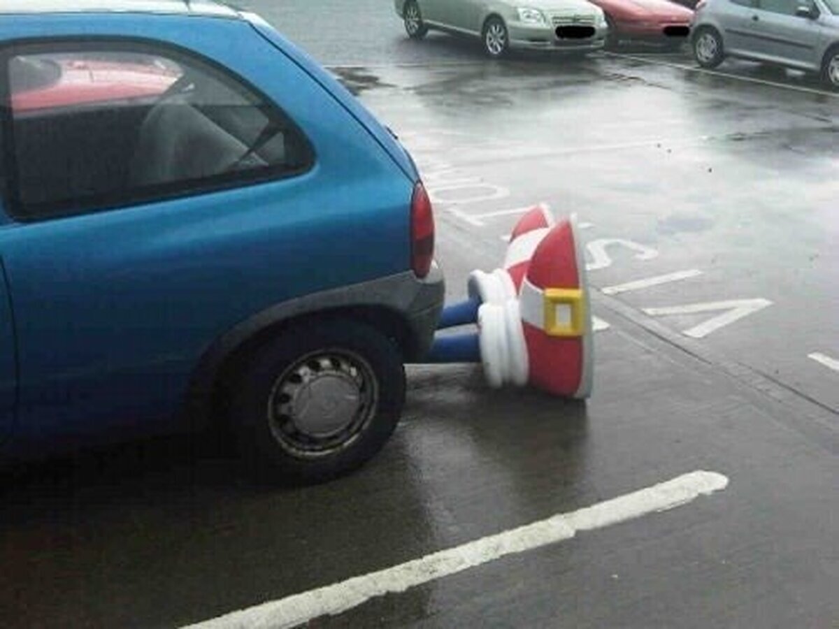 El Dr. Robotnik ha estado tomando clases de conducción