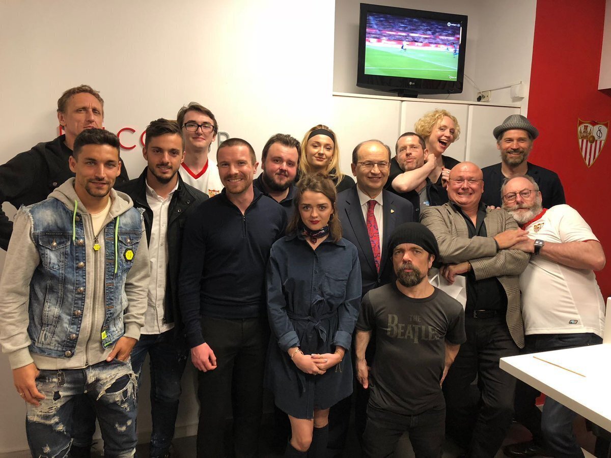 Los actores de Juego de Tronos viendo el Sevilla-Madrid