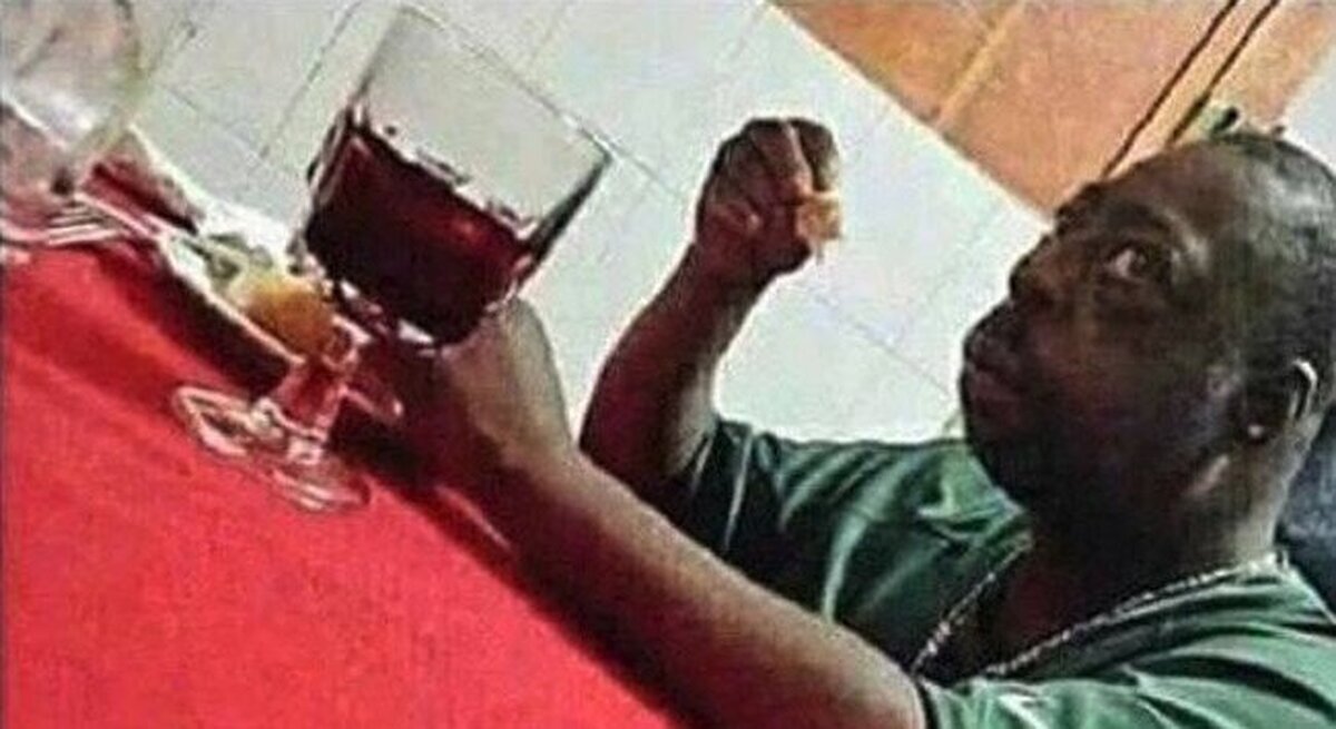 Cuando estás en una boda y suenan las Lluvias de Castamere