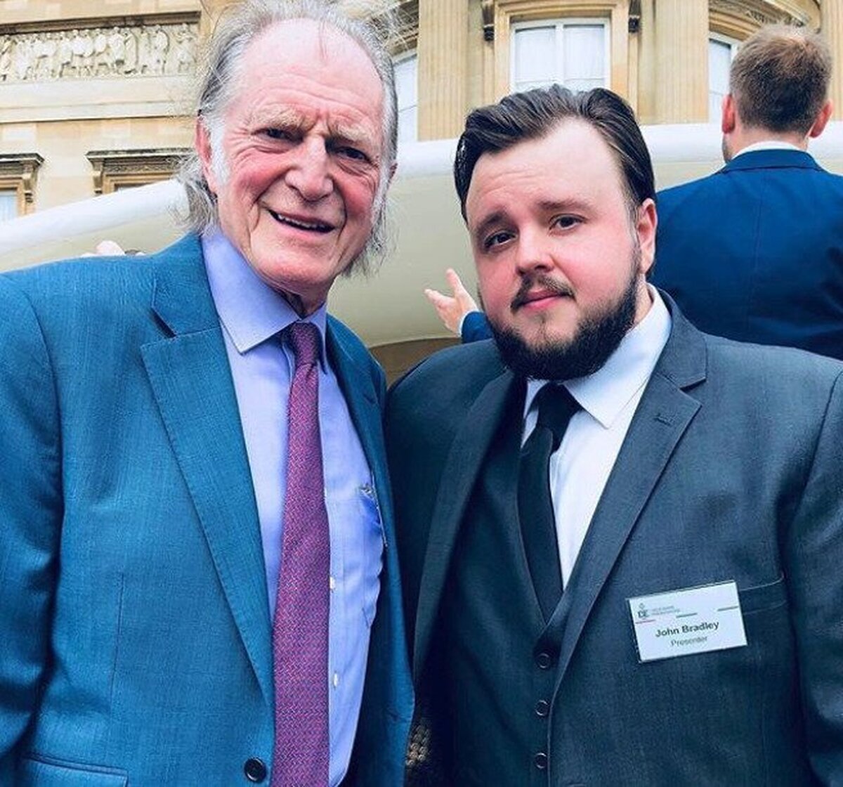 Walder Frey con Sam Tarly en una reunión importante