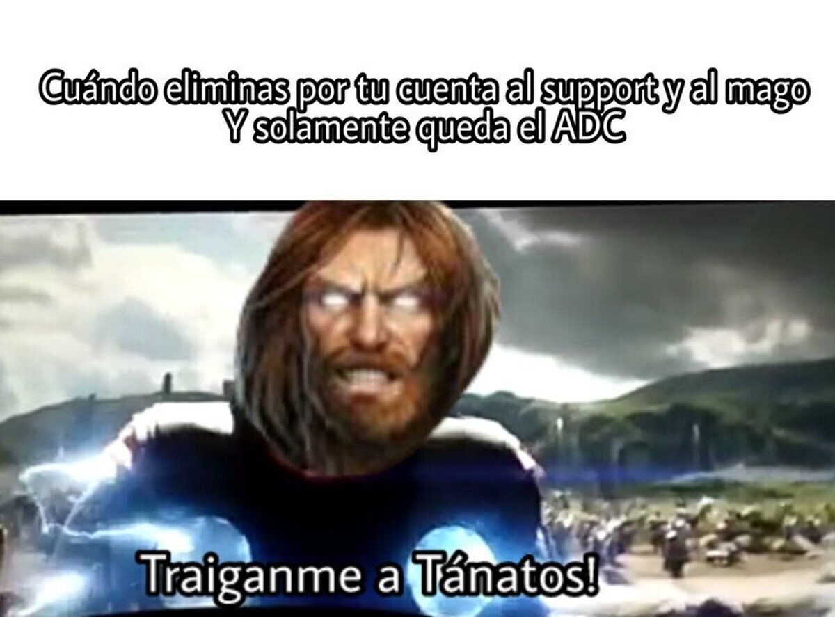 Tanatos solo necesita su guadaña del infinito para matar a la mitad del equipo 