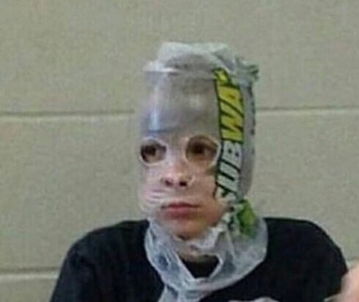 Cuando te equipas la primera armadura que ves al salir del refugio