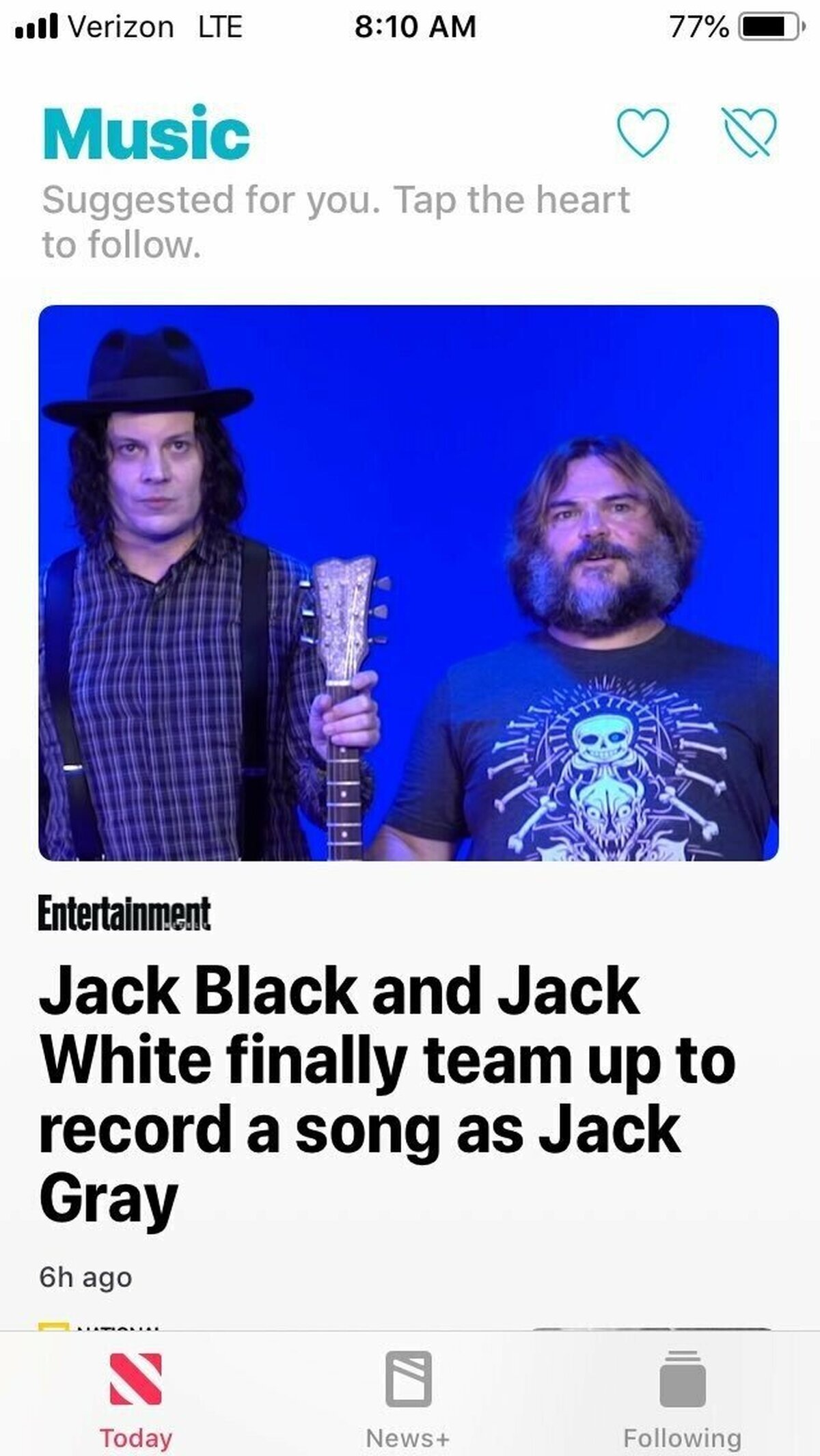 Jack black usa una camisa de sans