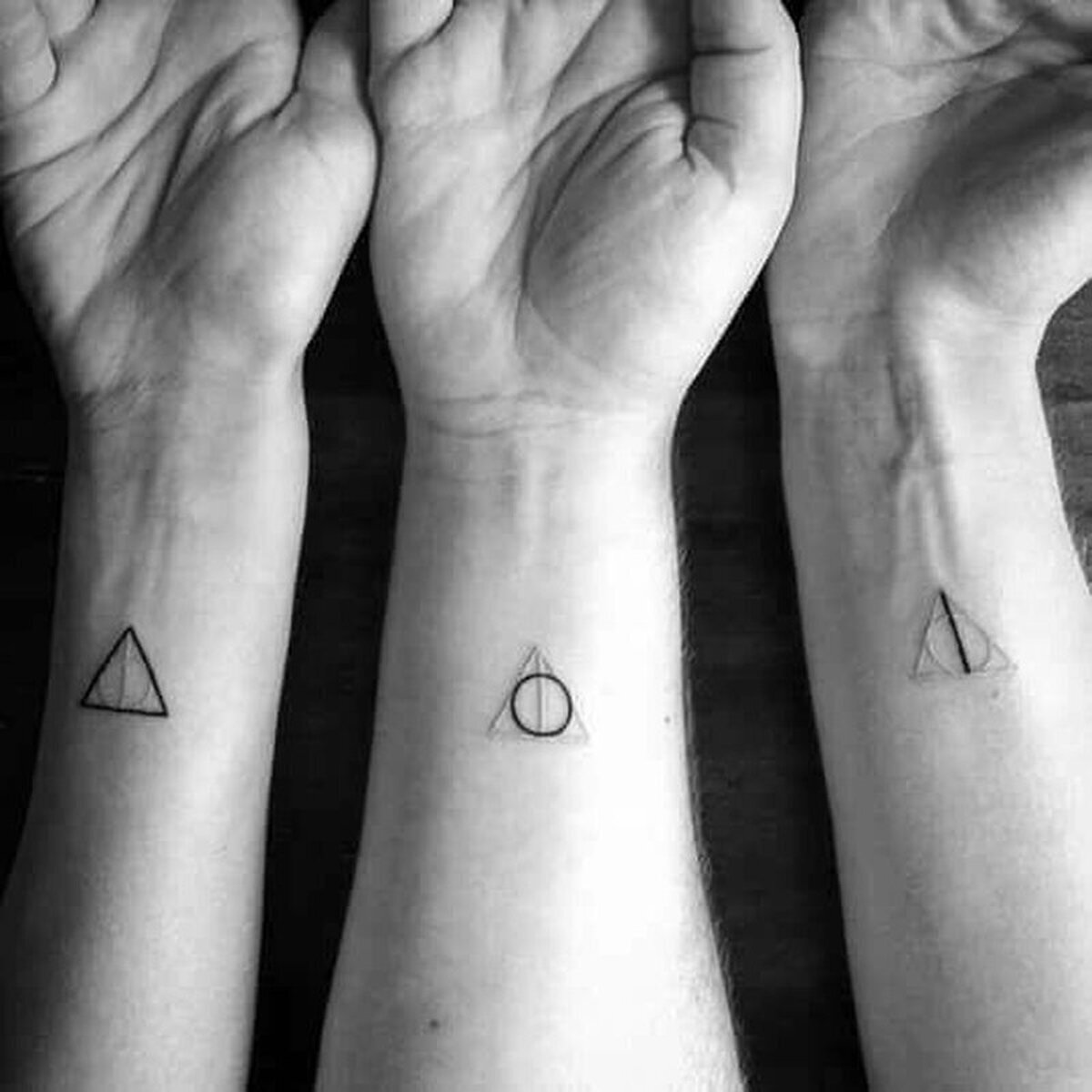 Tengo la necesidad de tatuarme esto con dos amigos