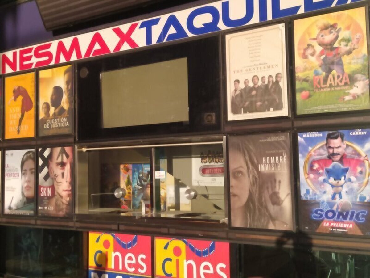 Ha quedado congelada en el tiempo. Última cartelera del mi cine habitual
