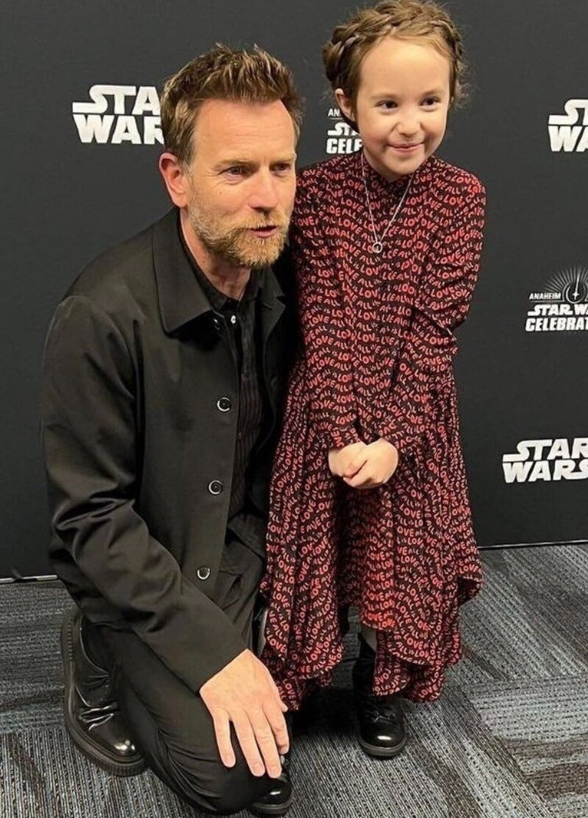 Obi-Wan y Leia chiquita