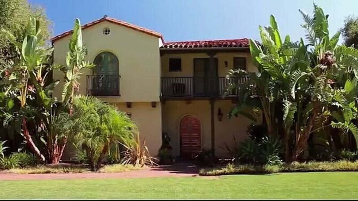 Quien no conozca esta casa no tiene infancia
