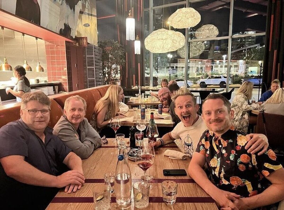 Los hobbits se volvieron a reunir para cenar juntos