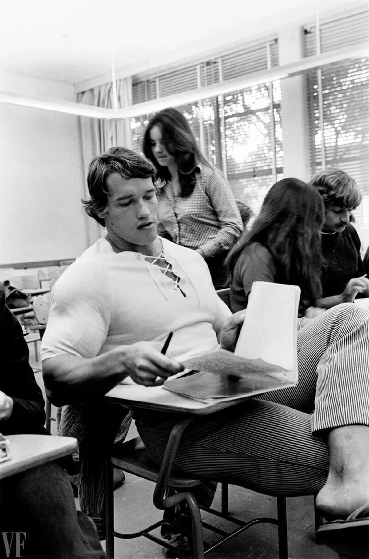 El pequeñin de Schwarzenegger en su época de estudiante.  