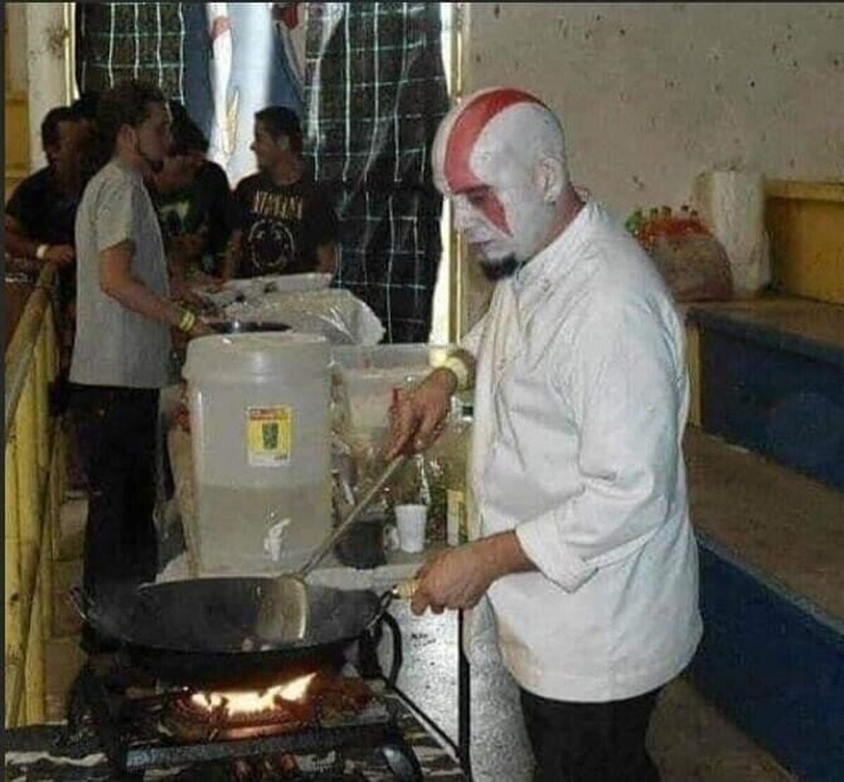 Kratos ha encontrado un curro como cocinero