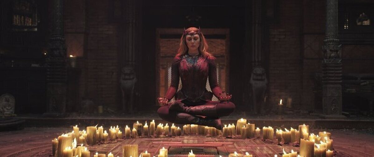 Dicen que la próxima vez que veamos a la Bruja Escarlata será mucho más poderosa que la última vez que la vimos en Doctor Strange en el Multiverso de la Locura.  