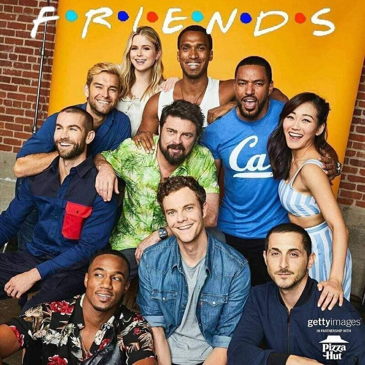 Buenas tardes a todos. En especial a los fans de la serie Friends pero la buena