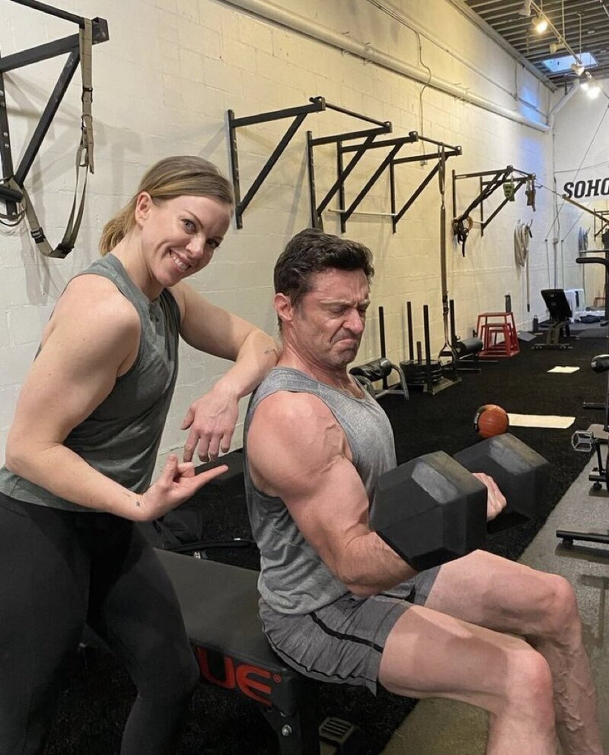 Nuestro Wolverine, mamadísimo. Hugh Jackman listo para ‘Deadpool 3’.  