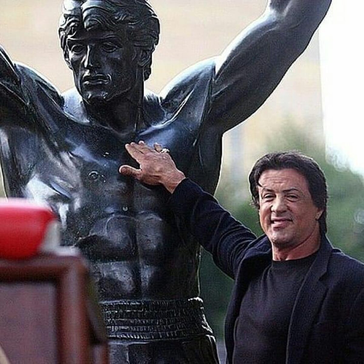 Todos queremos ir a ver la estatua de Rocky en vivo