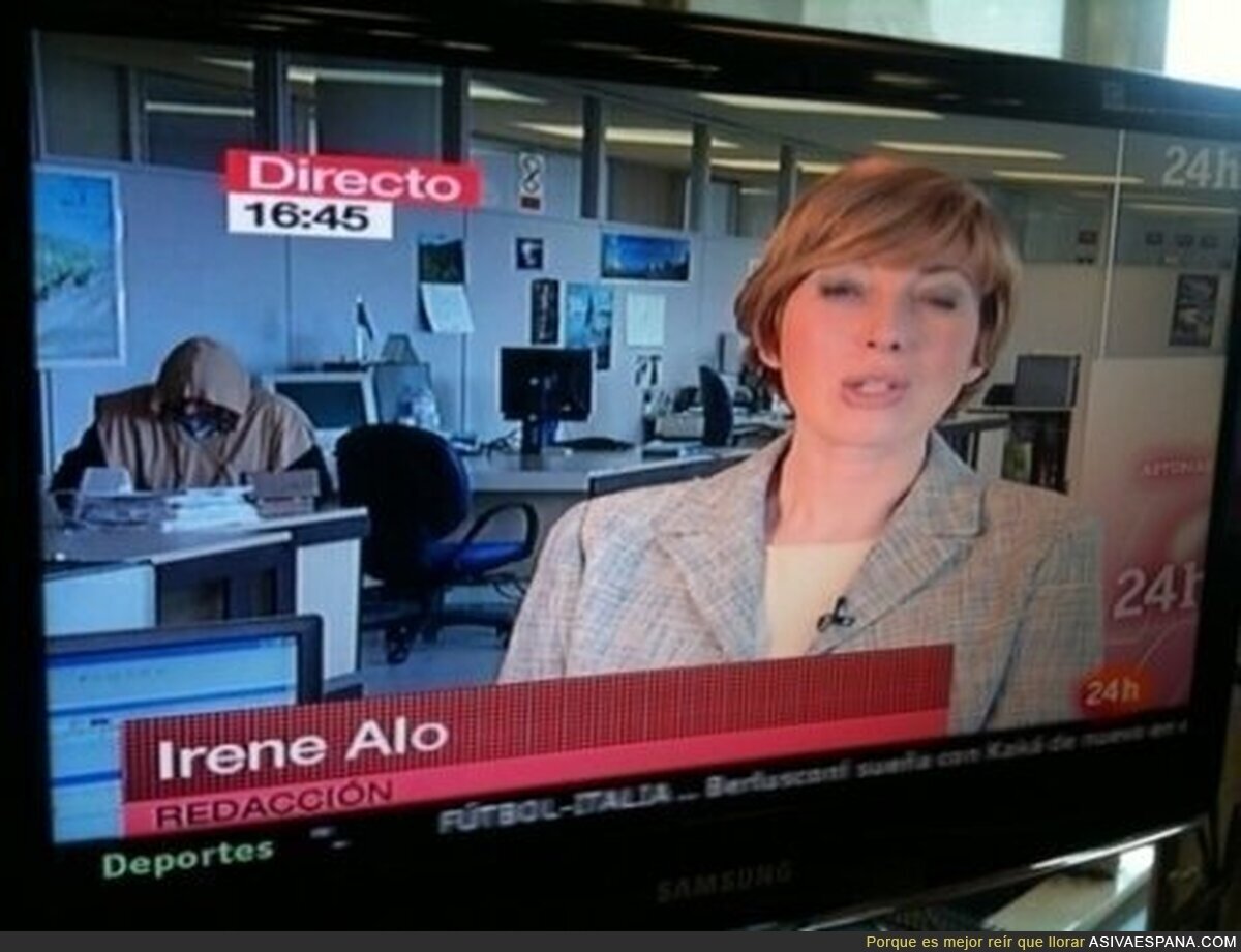 TÍPICO - Pones las noticias y ves a un Jedi en la zona de redacción