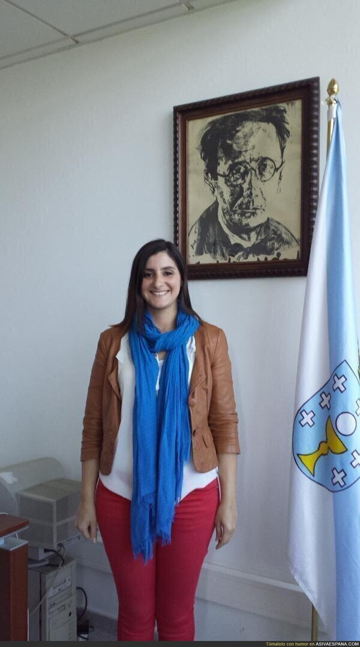 Alcaldesa de Moaña sustituye la foto del rey por la de Castelao