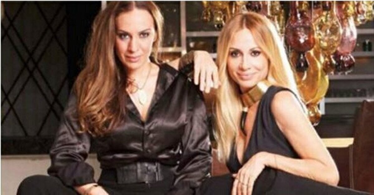 Mónica Naranjo y Marta Sánchez abandonan un concierto tras este brutal beso
