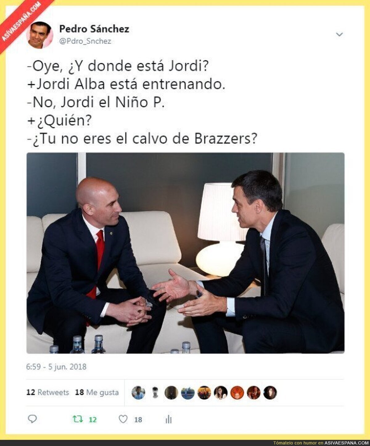 Pedro Sánchez reunido