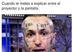 Menudo cuadro en la cara