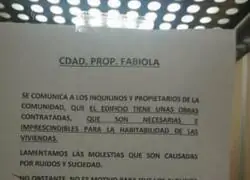 Una comunidad un poco hostil