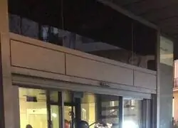 V&iacute;deo: La corona de flores que lleg&oacute; a G&eacute;nova 13 guardando memoria a Pablo Casado