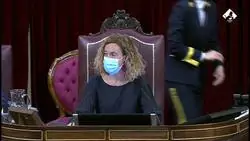 El momento en el que Pablo Casado dimite y abandona el Congreso