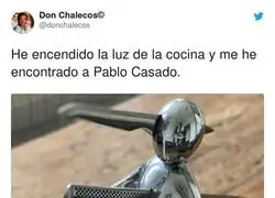 Menudo traje le han hecho a Pablo