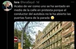 Surrealista lo que tuvo que vivir este conductor de autobuses en mitad de la calle