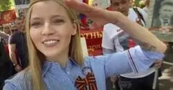 A esta se&ntilde;ora le gusta demasiado la notoriedad