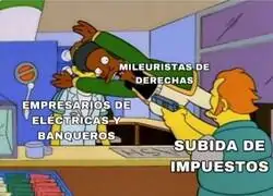 El t&iacute;pico que raja de las medidas de Pedro S&aacute;nchez