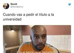 Te lo dice la secretaria mientras come chicle a lo Rosal&iacute;a, por @davidplenur