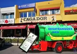 NO CONTAMINES; deposita la basura en su lugar