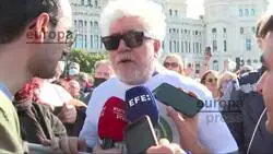 Pedro Almod&oacute;var critica el "deterioro que est&aacute; sufriendo" la Sanidad P&uacute;blica madrile&ntilde;a: "La sanidad p&uacute;blica es un derecho fundacional que tenemos los espa&ntilde;oles"