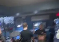 Tremendo: Una ciudadana de Estados Unidos entra en c&oacute;lera en un negocio porque tienen puesto en la televisi&oacute;n un canal en espa&ntilde;ol