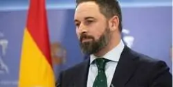 Santiago Abascal y su agotadora vida en la pol&iacute;tica haciendo nada