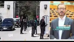 Javier Maroto queda retratado en plena entrevista con este silencio