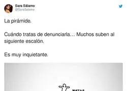 La peligrosa pir&aacute;mide