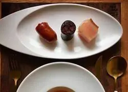 Dile a cualquier asturiano que esto es un plato de fabada y de la hostia que te da ves les 5 estrelles Michelin