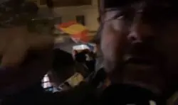 Manifestante de ultraderecha acusa a Okdiario de manipular