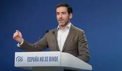 El tremendo rev&eacute;s de un usuario a Borja Semper tras criticar al Gobierno