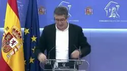 Representantes pol&iacute;ticos y periodistas dejan plantado a Vito Quiles dos veces en un d&iacute;a