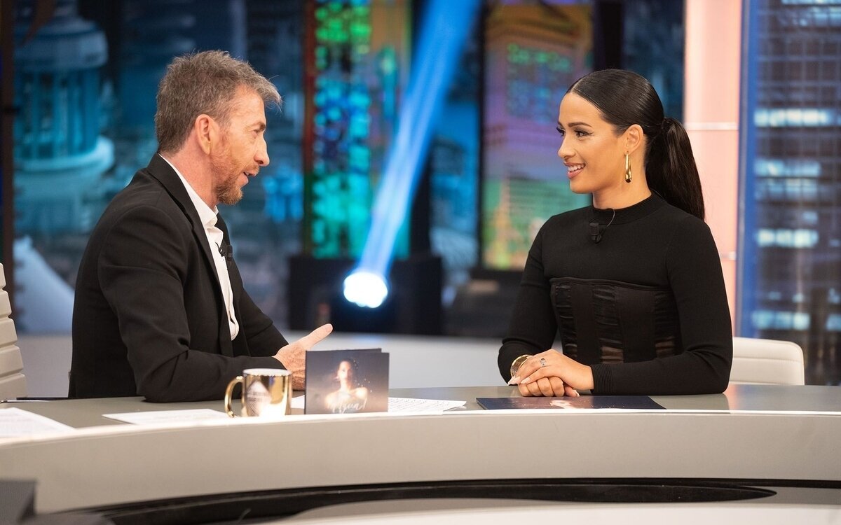 Pablo Motos hace el ridículo con Chanel en El Hormiguero pro este detalle
