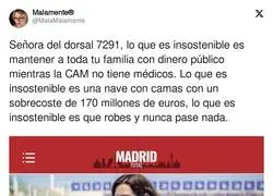 Ayuso decide por los aficionados del Rayo Vallecano