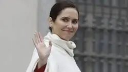 Simplemente Isabel D&iacute;az Ayuso y sus esc&aacute;ndalos