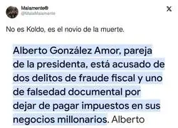 Menuda pieza la pareja de Ayuso