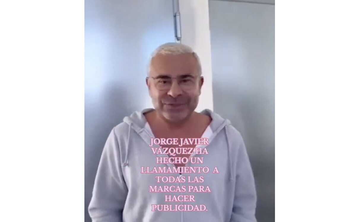 El surrealista anuncio de Jorge Javier V&aacute;zquez en redes sociales