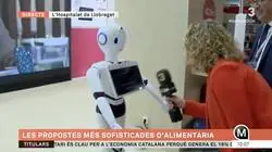 Este camarero robot se marca el fail del a&ntilde;o al caerse